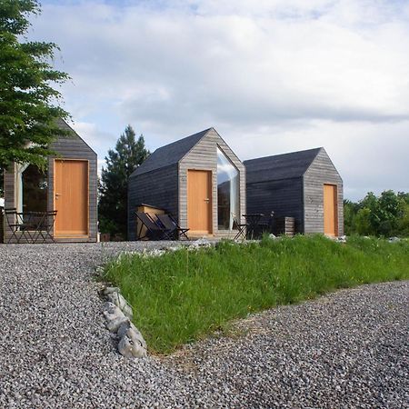 Отель Hiska-Glamping Айдовшчина Экстерьер фото